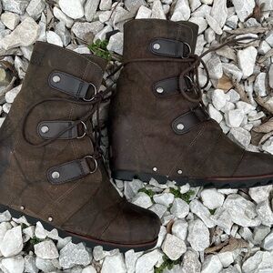 * Sorel Joan of Arctic Wedge II Boots – Brown Leather Lace-Up Size 8